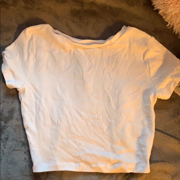 white crop top - Picture 1 of 1